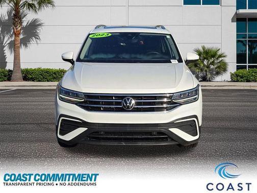 Pure White 2023 Volkswagen Tiguan 2.0T SE