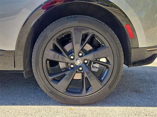 2023 Buick Envision Essence AWD