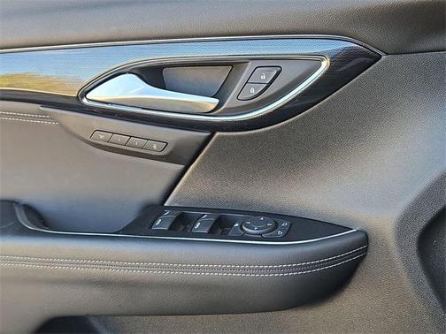 2023 Buick Envision Essence AWD