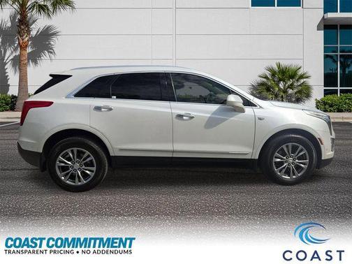 Crystal White Tricoat 2019 Cadillac XT5 Platinum