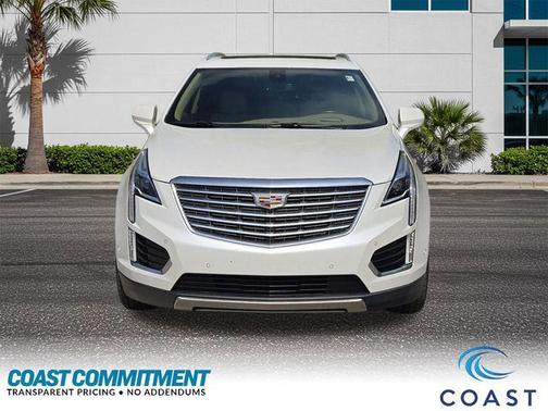 Crystal White Tricoat 2019 Cadillac XT5 Platinum