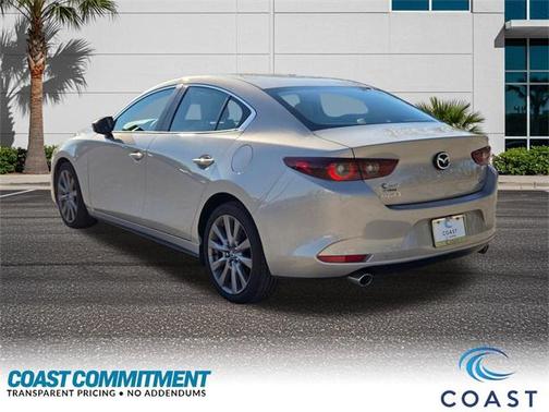 2025 Mazda Mazda3 FWD w/Preferred Package