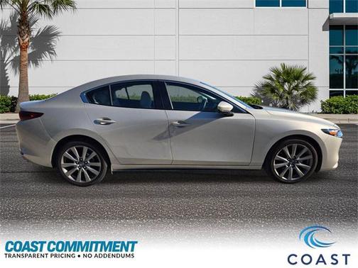 2025 Mazda Mazda3 FWD w/Preferred Package