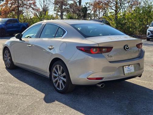 2025 Mazda Mazda3 FWD w/Preferred Package