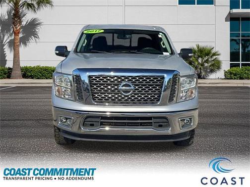 2017 Nissan Titan SV
