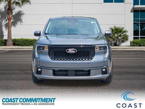 CARBONIZED GRAY METALLIC 2025 Ford Maverick Lobo Standard