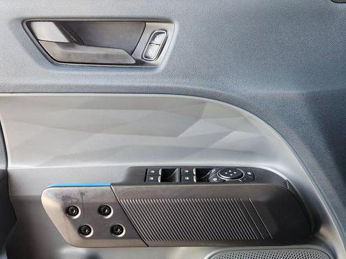 CARBONIZED GRAY METALLIC 2025 Ford Maverick Lobo Standard