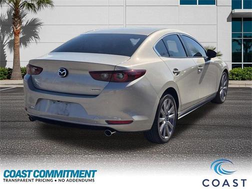 2023 Mazda Mazda3 FWD w/Preferred Package