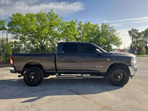 Granite Crystal Metallic Clearcoat 2021 RAM 2500 Big Horn Crew Cab 4x4 6'4' Box