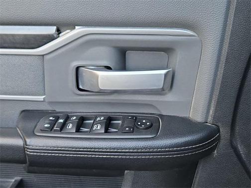 2021 RAM 2500 Big Horn Crew Cab 4x4 6'4' Box