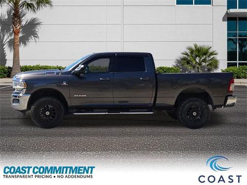 2021 RAM 2500 Big Horn Crew Cab 4x4 6'4' Box