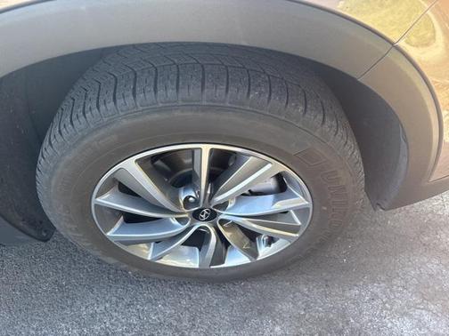 2020 Hyundai SANTA FE SEL 2.4