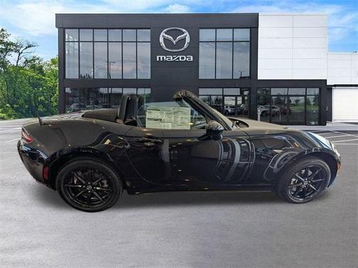 2025 Mazda MX-5 Miata Sport