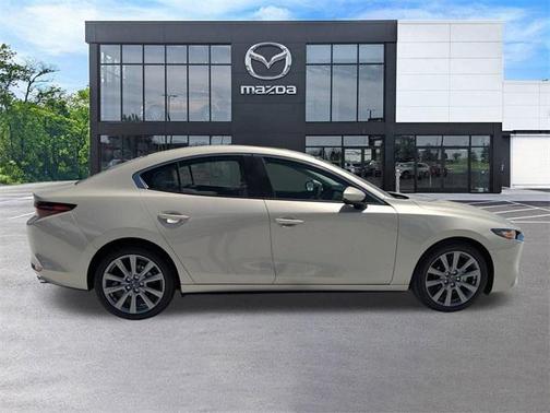 2025 Mazda Mazda3 FWD w/Preferred Package