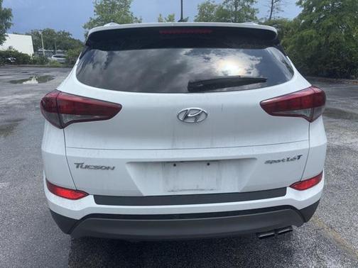 2016 Hyundai TUCSON Sport