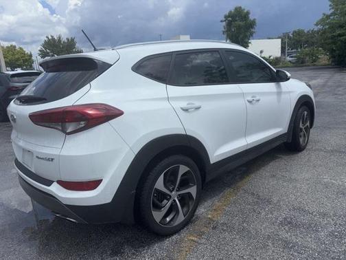 2016 Hyundai TUCSON Sport