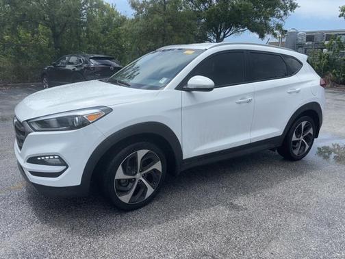 2016 Hyundai TUCSON Sport
