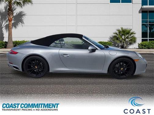 2018 Porsche 911 Carrera 4