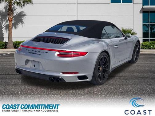2018 Porsche 911 Carrera 4