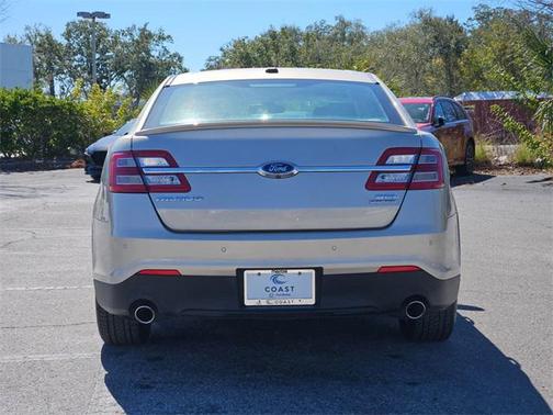 2017 Ford Taurus SEL