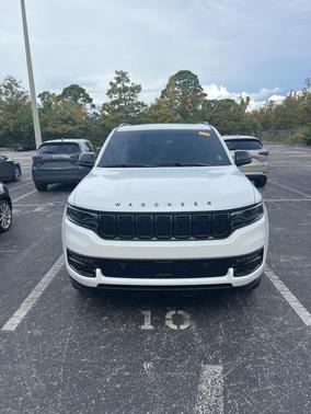 2023 Jeep Wagoneer Series II Carbide 4x4