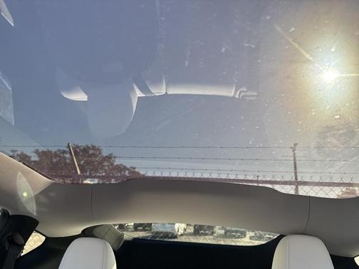 2026 Tesla Model Y Premium Rear-Wheel Drive