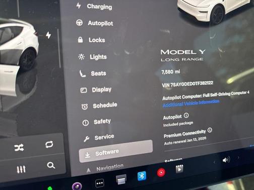 2026 Tesla Model Y Premium Rear-Wheel Drive