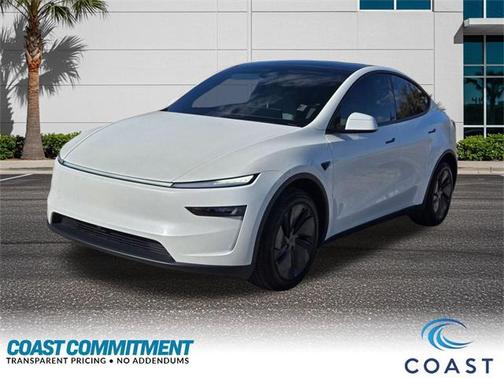 2026 Tesla Model Y Premium Rear-Wheel Drive