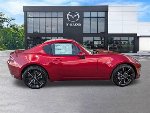 2025 Mazda MX-5 Miata RF Grand Touring