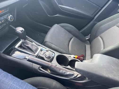 2016 Mazda Mazda3 i Touring