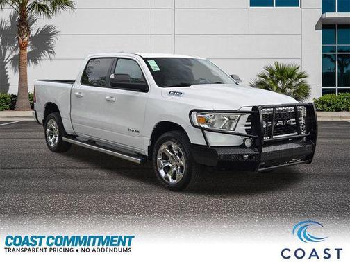 Bright White Clearcoat 2024 RAM 1500 Big Horn/Lone Star