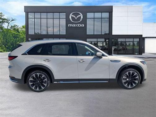 2025 Mazda CX-90 PHEV Premium Plus