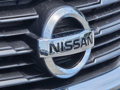 Super Black 2016 Nissan Altima 2.5 SR