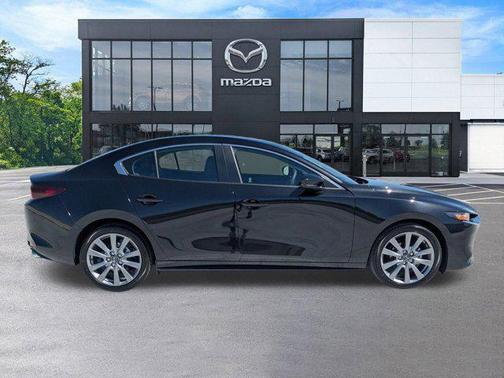 2025 Mazda Mazda3 FWD w/Preferred Package