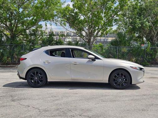 Platinum Quartz Metallic 2026 Mazda Mazda3 FWD w/Premium Package