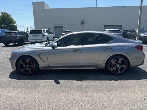 2021 Genesis G70 3.3T RWD