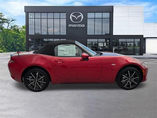 2025 Mazda MX-5 Miata Grand Touring