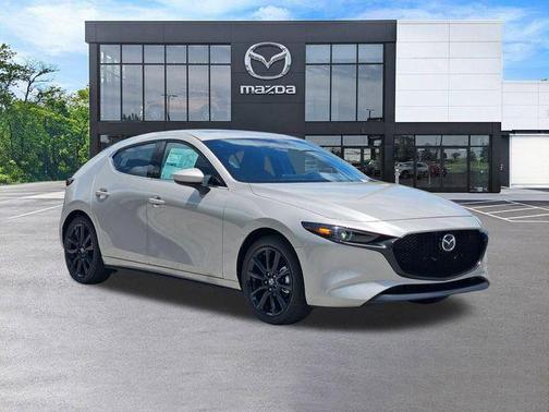 Platinum Quartz Metallic 2026 Mazda Mazda3 FWD w/Premium Package