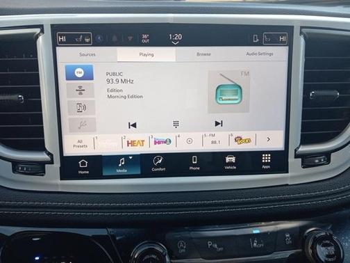 2026 Chrysler Pacifica Select