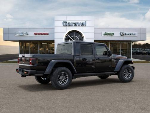 Black Clearcoat 2026 Jeep Gladiator Mojave