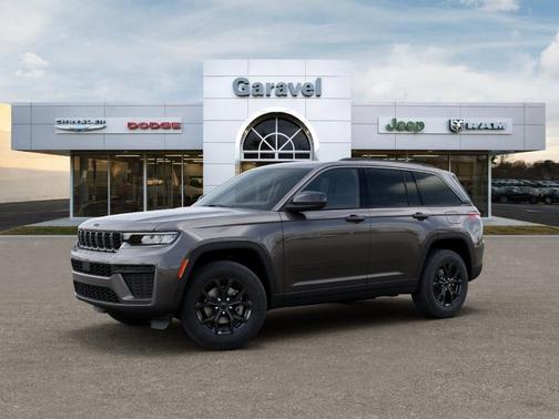 Metallic 2026 Jeep Grand Cherokee Laredo