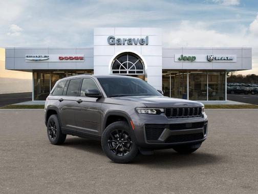 Metallic 2026 Jeep Grand Cherokee Laredo