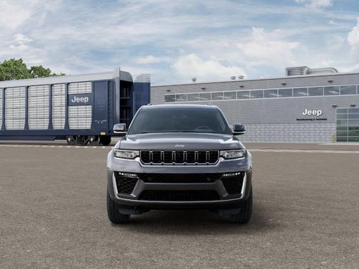 Metallic 2026 Jeep Grand Cherokee Summit