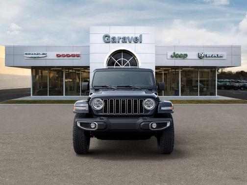 Black Clearcoat 2026 Jeep Wrangler Sahara