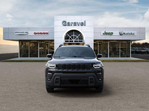 Diamond Black 2026 Jeep Cherokee LAREDO/LIMITED