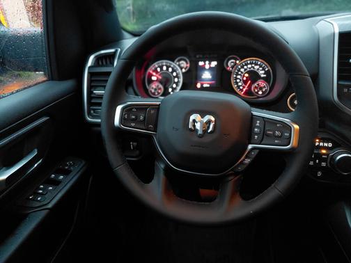 Hydro Blue Pearlcoat 2026 RAM 1500 Big Horn