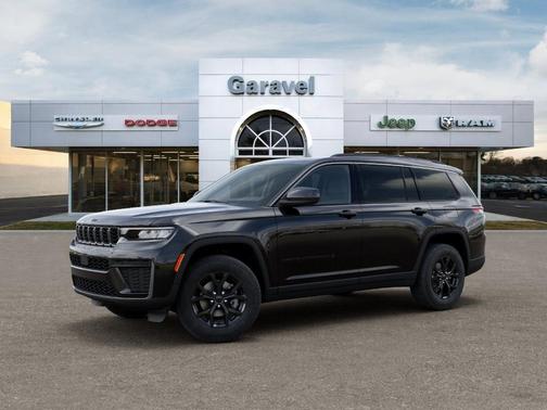 Diamond Black 2026 Jeep Grand Cherokee L Laredo