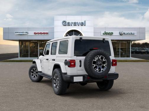Bright White Clearcoat 2027 Jeep Wrangler Sahara