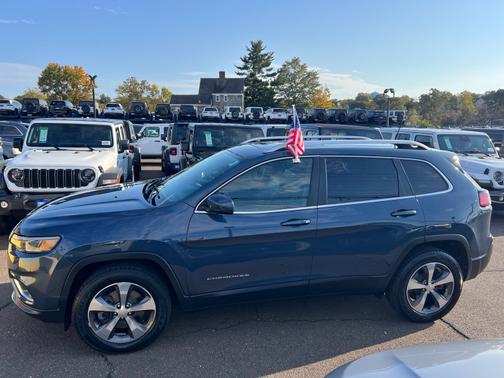 Blue Shade Pearlcoat 2019 Jeep Cherokee Limited