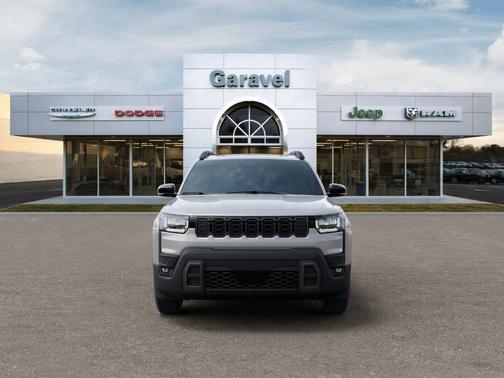 Silver Zynith Clearcoat 2026 Jeep Cherokee LAREDO/LIMITED